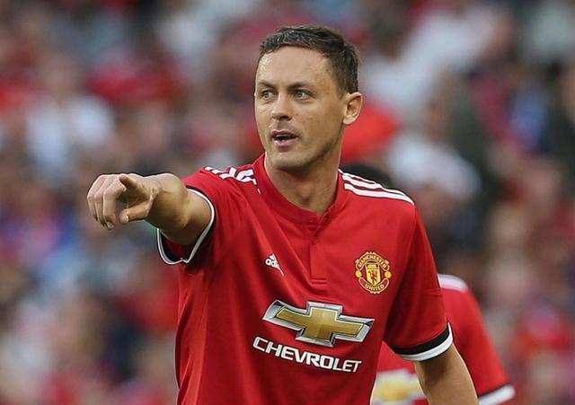 白色底色搭 白色底色搭